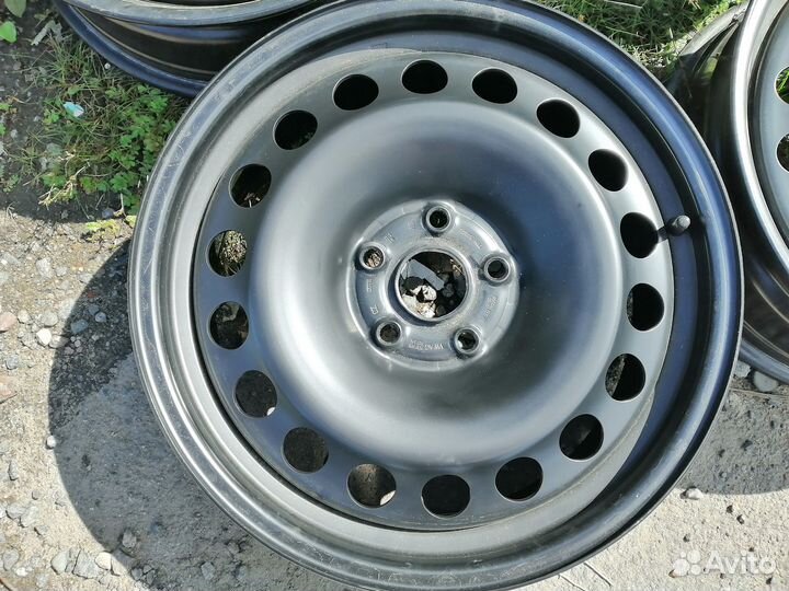 Оригинальные диски r17 et38 Volkswagen Tiguan новы