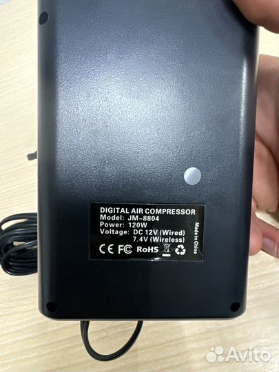 Компрессор автомобильный с манометром