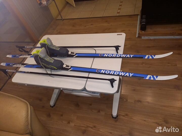 Лыжи беговые для школьника