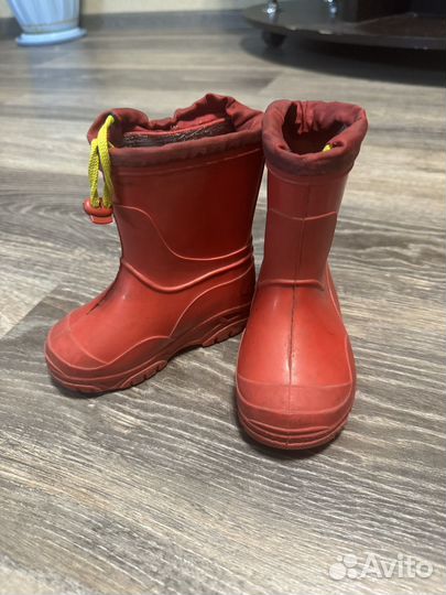 Резиновые сапоги