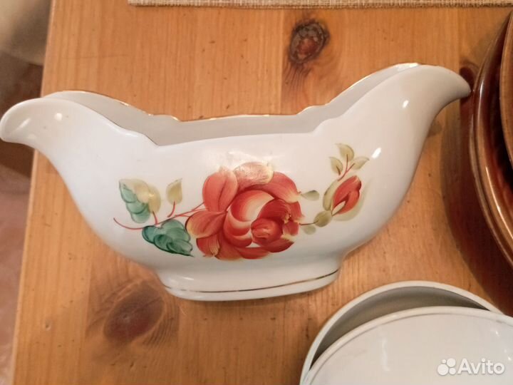 Чайные чашки Дулево, тарелки Зик, креманки