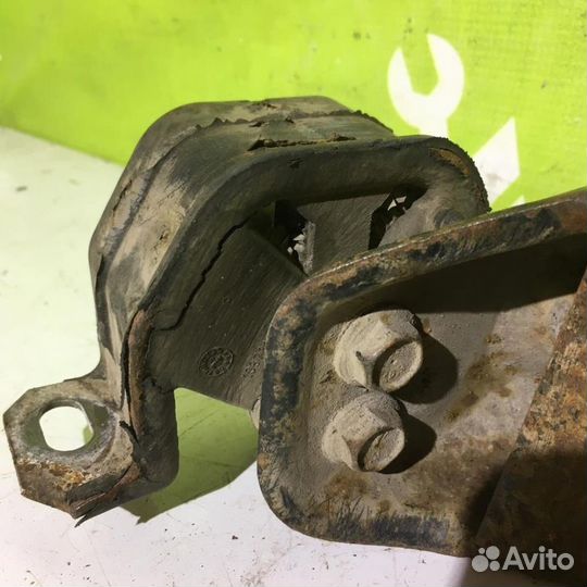 Кронштейн кпп Опель Вектра А