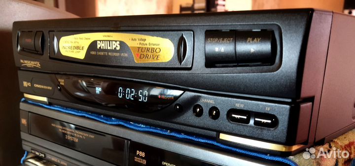 Видеомагнитофон philips