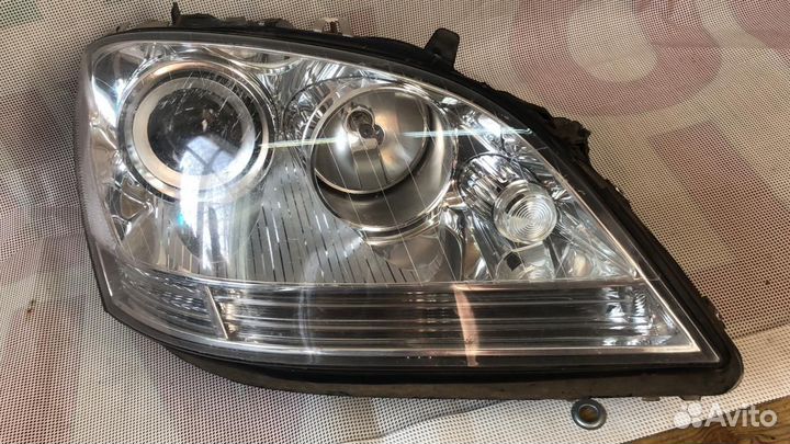 Фара правая Mercedes Ml M-Class W164