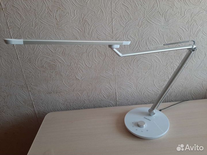 Лампа настольная