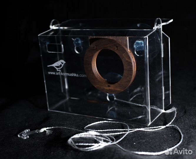 Кормушка для птиц на присосках Фотокамера