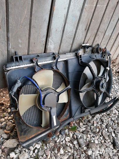 Вентилятор охлаждения Хонда CR-V 1 2.0i