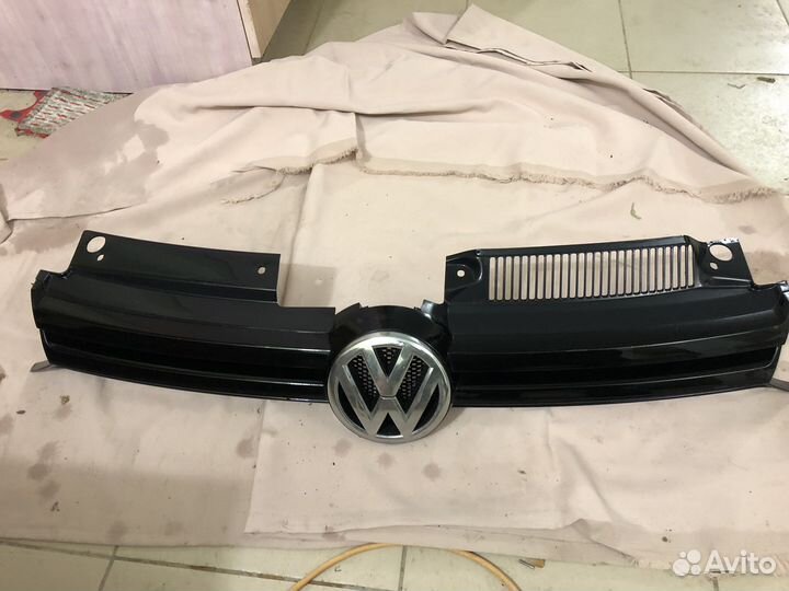 Запчасти решетка радиатора volkswagen golf