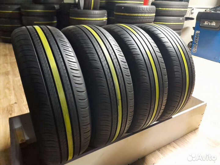 Dunlop Enasave EC300+ 215/60 R17 96H