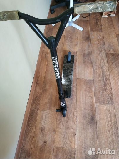 Трюковой самокат