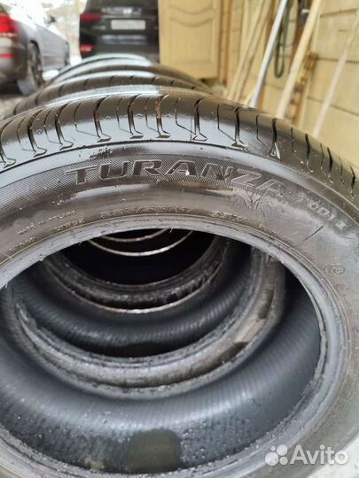 Bridgestone Turanza T001 225/55 R17