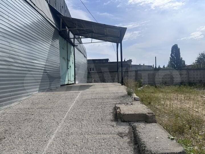 Склад на пандусе 1000 м²