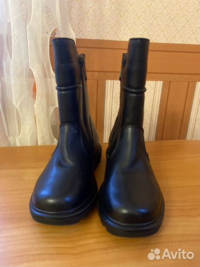 Сапожки зимние р.33.Натуральный мех, кожа. Новые