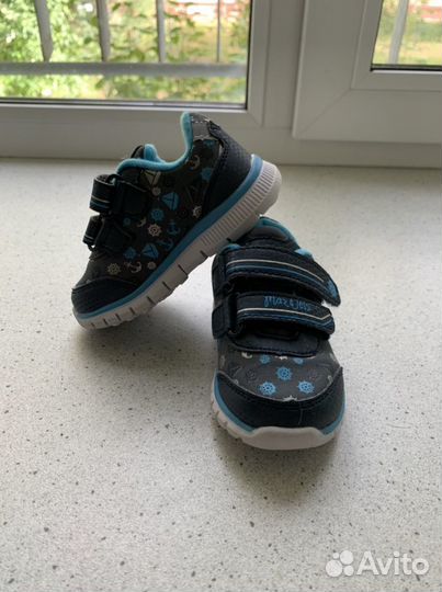 Кроссовки детские 20 размер