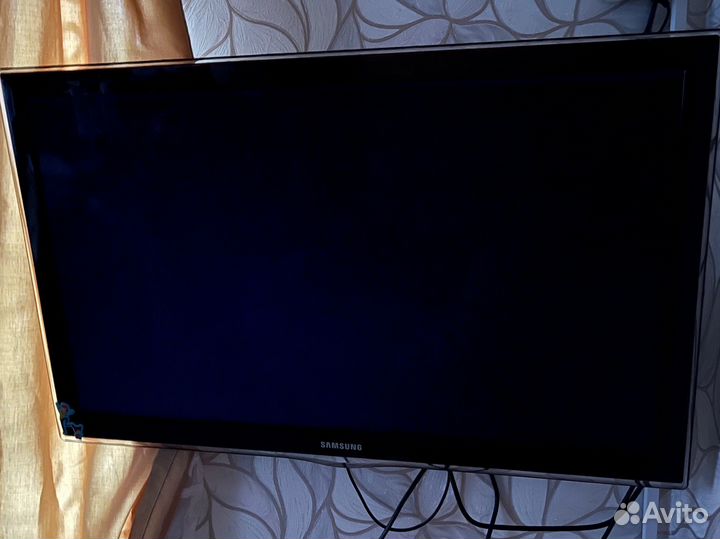 Телевизор Samsung SMART tv