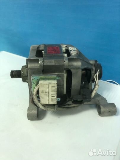 Двигатель стиральной машины Zanussi 