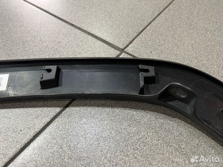 Дефендер передний правый Toyota Rav4