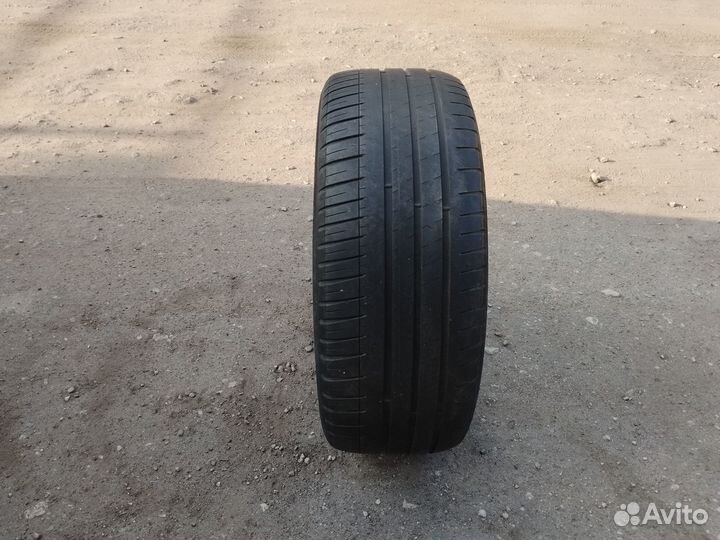Michelin Pilot Sport 3 235/45 R18 98Y