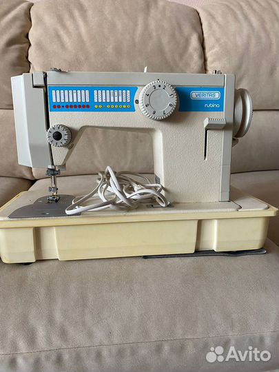 Швейная машина Veritas 1290