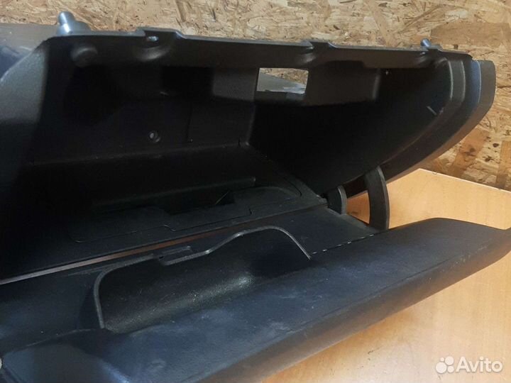 Бардачок Фольксваген Поло 5 седан 2009-2015г