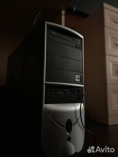 Компьютер asus