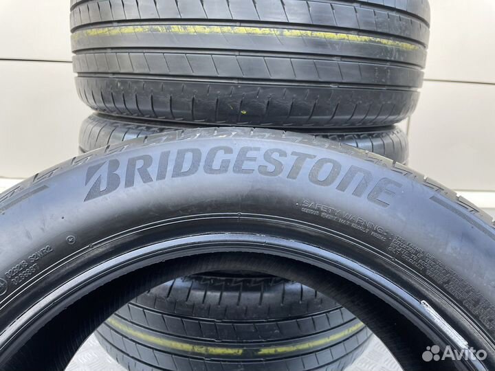 Bridgestone Turanza T005A 215/55 R17