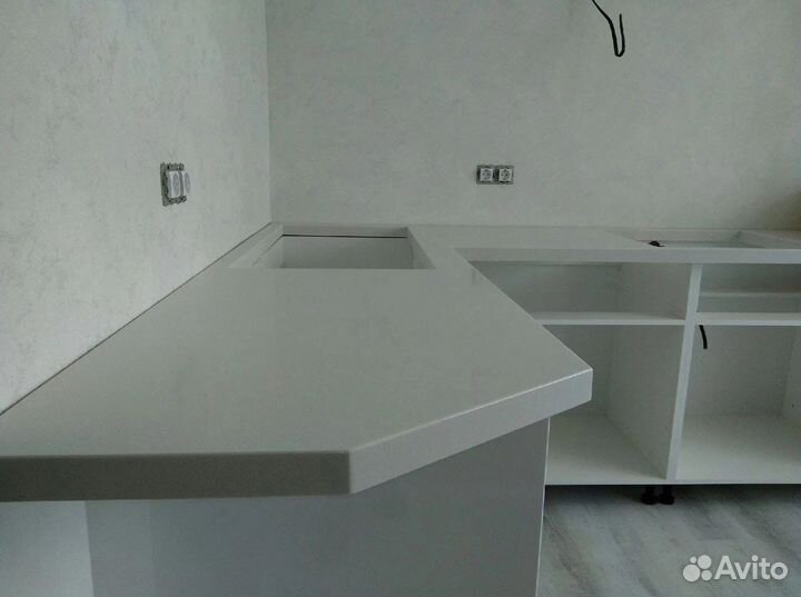 Столешница из искусственного камня