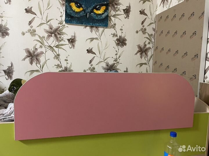 Защитный барьер для кровати