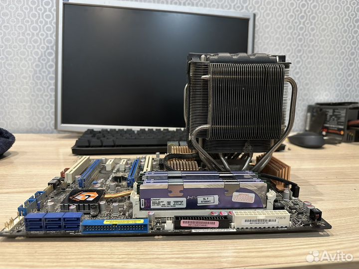 Asus Maximus Formula + qx9650 + ddr2 8gb 1066mhz