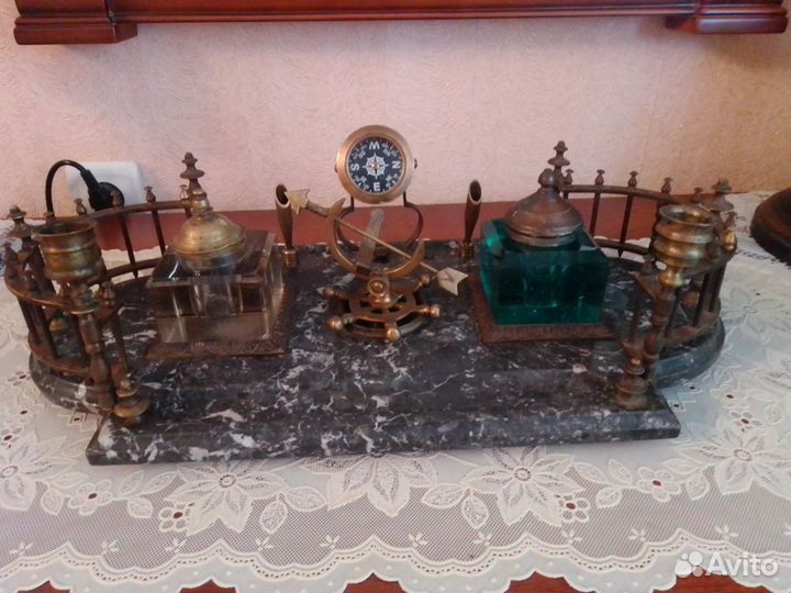 Старинный письменный прибор. Мрамор