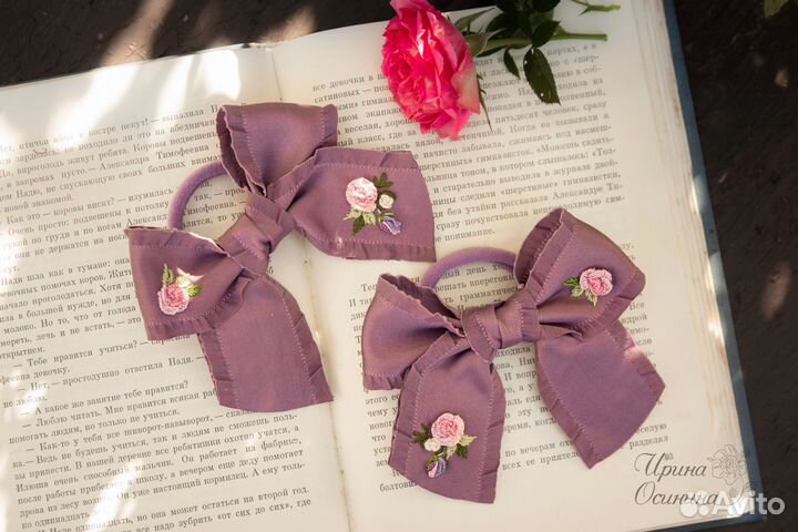 Резинки для волос с вышивкой