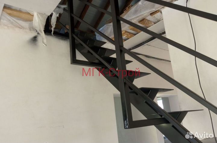 Лестница на металлическом каркасе за 7-14 дней