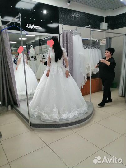 Платье свадебное
