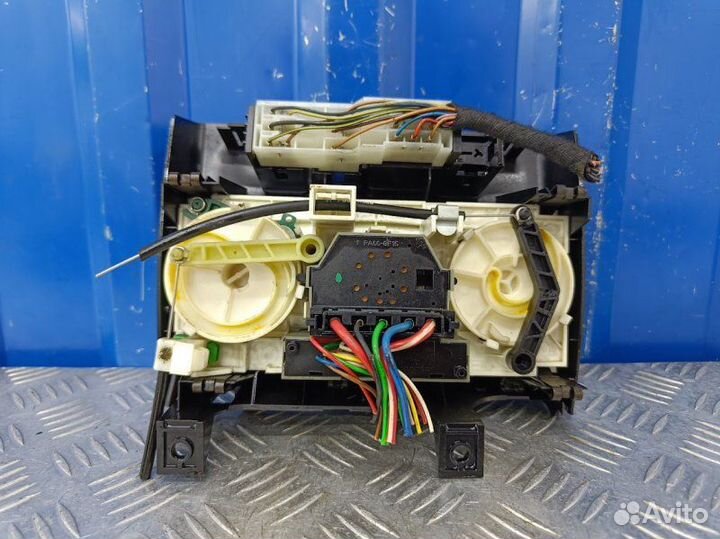 Блок управления печкой Opel Zafira A 1.8 X18XE