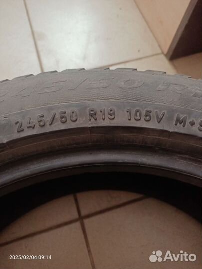 Pirelli P Zero PZ4 245/50 R19 130V