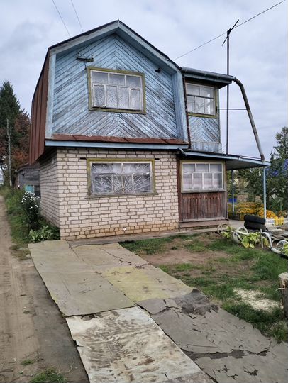 Дача 50 м² на участке 6 сот.