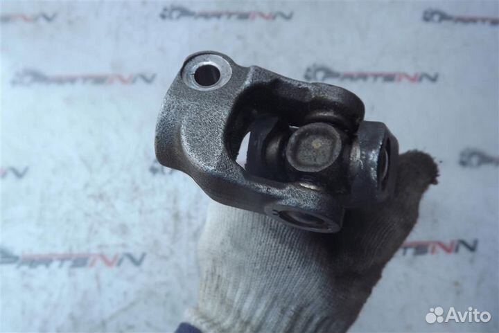 Кардан рулевой Ниссан Жук