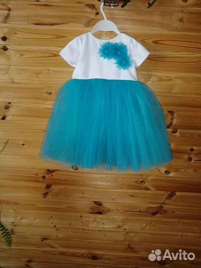 Платье для девочки новое