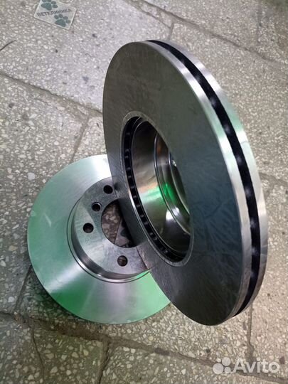 Диск тормозной передний BMW 5 серии E39 (95-04)