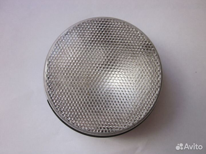 Салонный фонарь