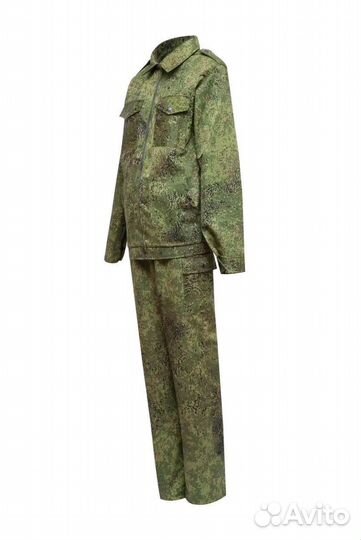 Камуфляжный костюм
