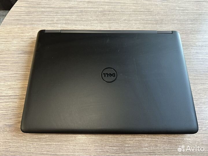 Рабочий Dell Laititude e5250 i5 для дома