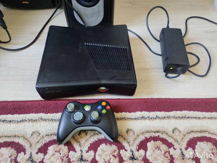Xbox 360 slim прошитый