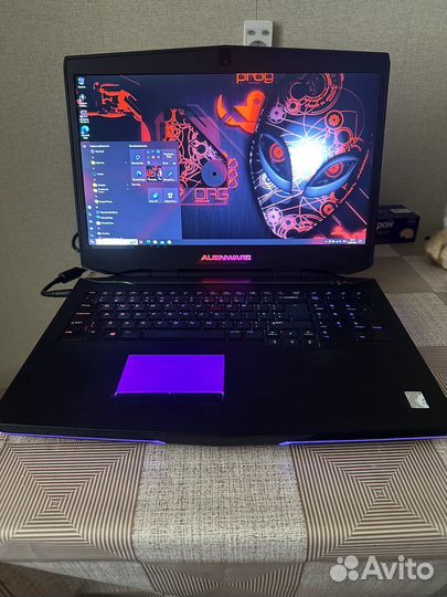 Alienware r5 17.3 gtx1060 i7 6gen
