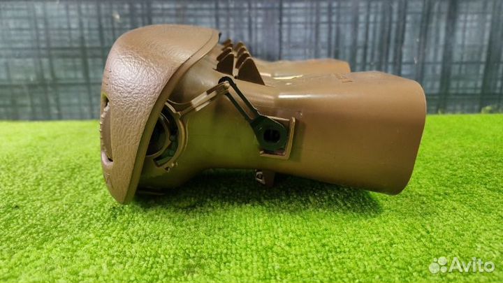 Воздуховод передний Chevrolet Trailblazer GMT360