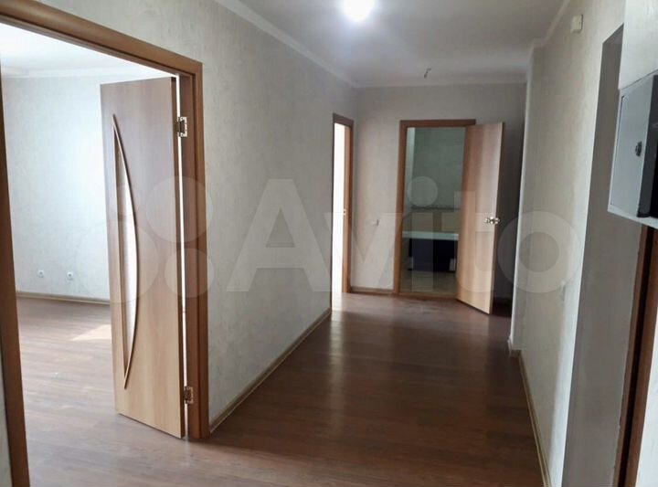 2-к. квартира, 56,2 м², 8/10 эт.