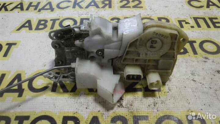 Замок двери передней левой Honda Jazz I 2001-2007