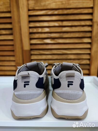 Кроссовки мужские Fila 45