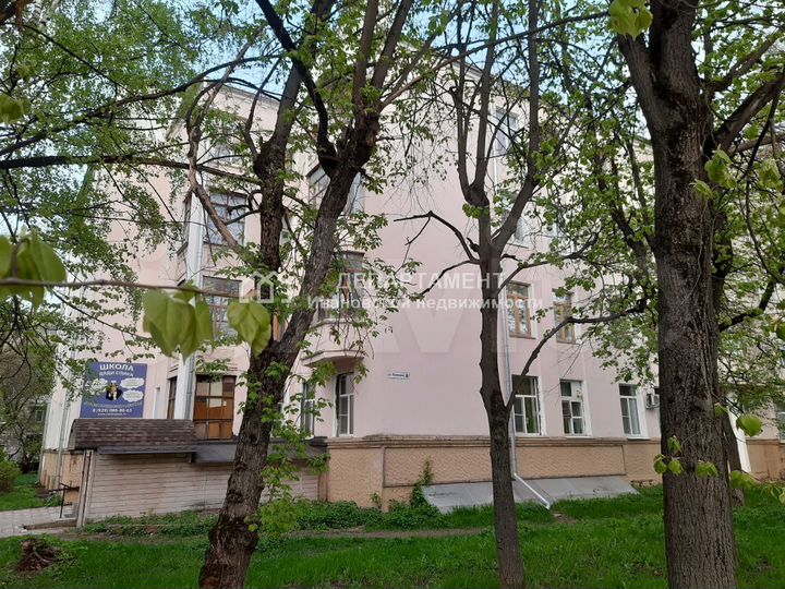 4-к. квартира, 82 м², 3/4 эт.