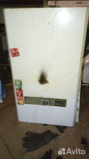 Колонка впг-23, машина стиральная и холодильники